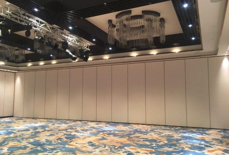 Partisi Geser Ballroom Hotel