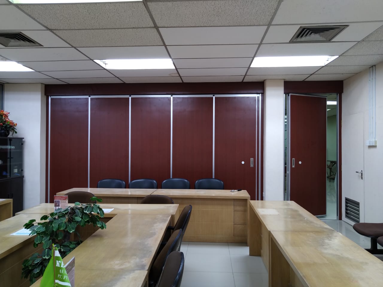 Macam-Macam Jenis Partisi Kantor