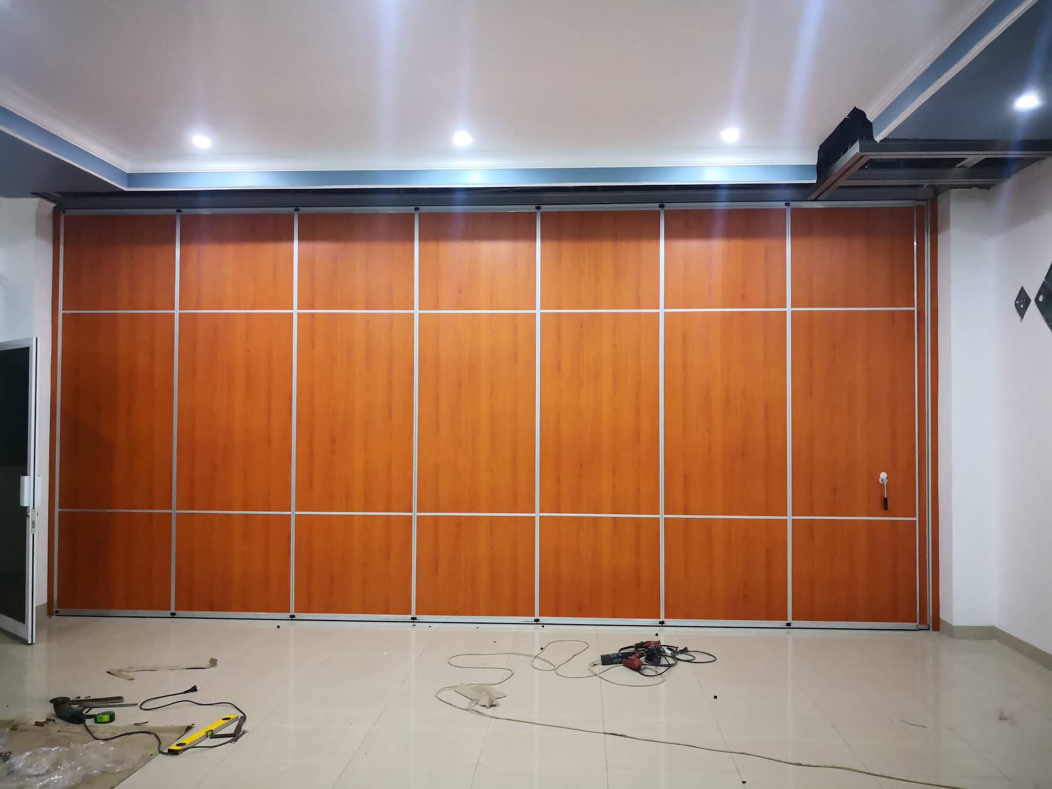 Vendor Partisi Peredam Suara Terbaik dan Movable Wall Custom