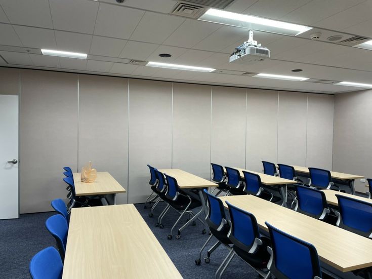 Pintu Partisi Lipat Pireki